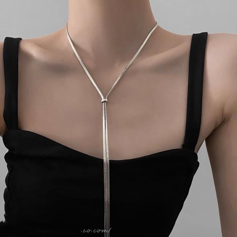 Pulling Necklace Women's Luxury High-Class Snake Bone Chain Simple and Versatile Neck Chain Women