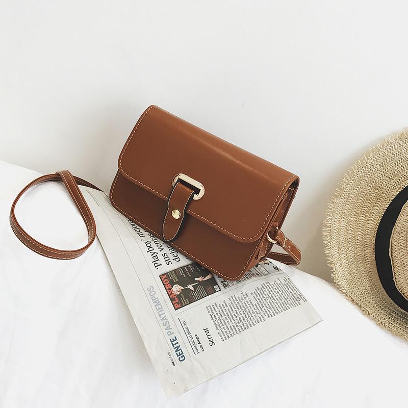 

SCIONE модная маленькая квадратная сумка дикая маленькая сумка простая женская сумка ретро сумка через плечо сумка 20cm*6cm*14cm светло-коричневого