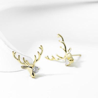 Della 925 Silver Reindeer Stud Earrings: Elegant, Trendy & Distinctive for Women 2022