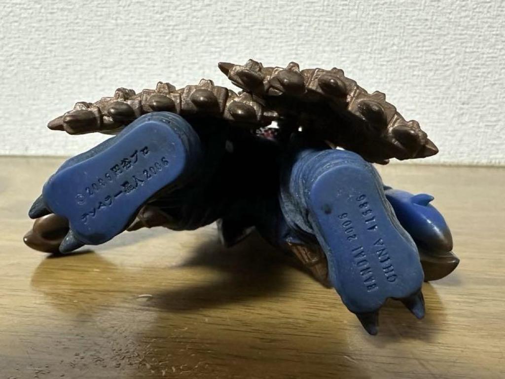 [USED] Ultraman Mebius Temperer Alien