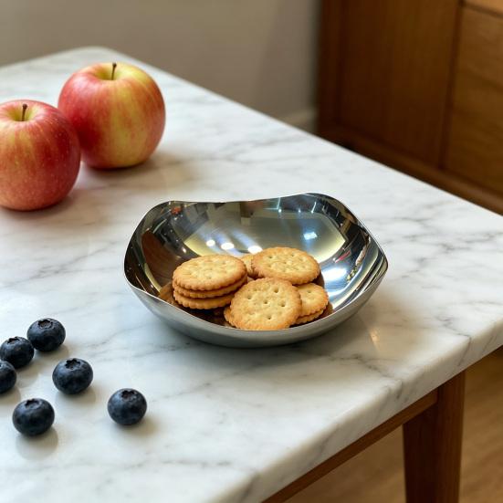 Salad Bowl 304 Stainless Steel Food Grade Large Capacity Smooth Surface Scratch Resistant Fruit Candy Snack Storage