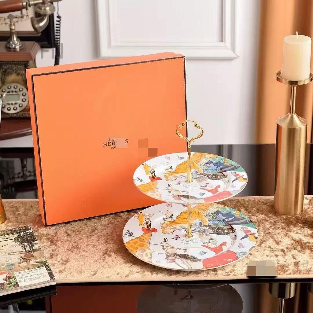 Seria Cyrk Europejski Zestaw Filiżanka do Kawy i Spodek z Porcelany Kostnej: Luksusowy prezent do domu lub biura