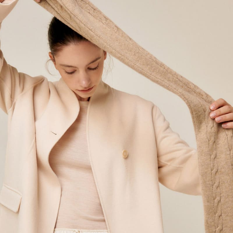 Saint Luxure Cable Loop Muffler Beige