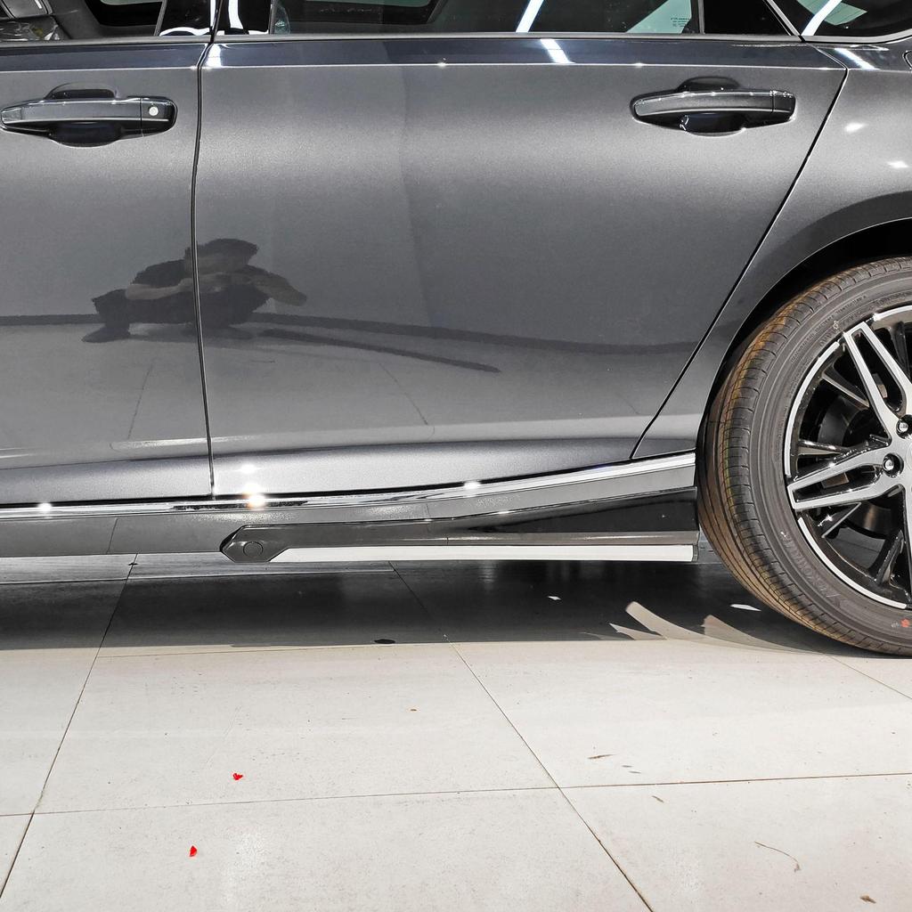 Compatible 2022 Honda Accord 10.5th Gen Aerodynamic Kit: Front Lip, Side Skirts, Rear Spoiler.