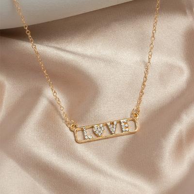Jewelry Alloy Diamond Letter E Necklace Ladies Gold Plated Clavicle Chain Jewelry