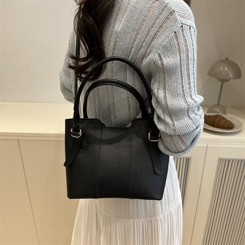Today's Popular Small Bags, New Women's Bags, Highend Retro Versatile Messenger Bags, Fashionable Portable Bucket Bags