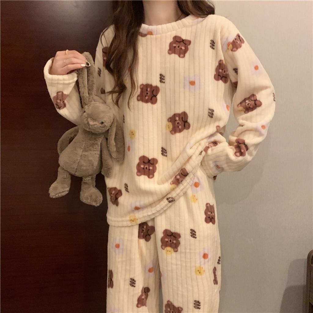 Autumn and Winter Coral Fleece Pajamas for Women, Thick and Warm Flannel Long Home Wear, Fashionable Plus Size Cardigan Set