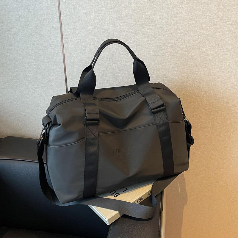 

Внешняя одинарная дорожная сумка для коротких расстояний Мужская спортивная сумка для фитнеса большой вместимости Легкая сумка для ручной клади Дорожная сумка для деловых поездок чёрный