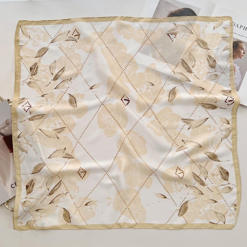 Spring and Summer Graffiti Flowers 71 * 71 Square Scarf Travel Sunscreen Headscarf Practical High-end Scarf for Mother