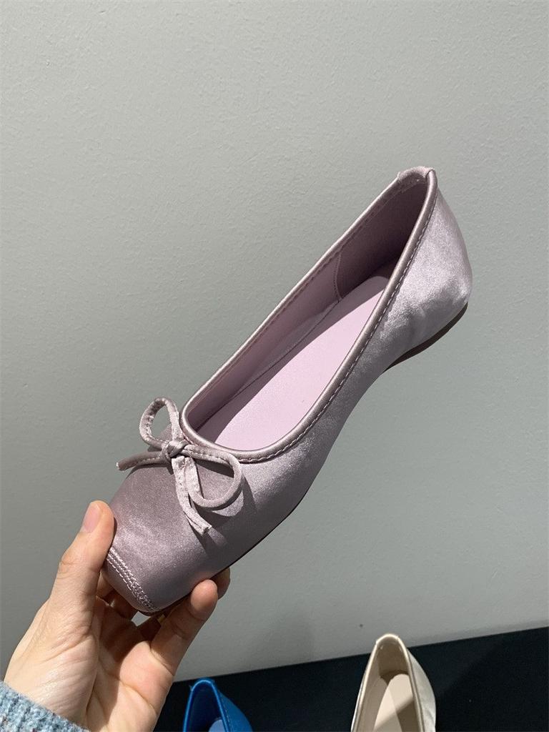 Sanfter Abendwind Tanzschuhe Neujahr süße Schleife blauer quadratischer Kopf flache Öffnung innere Absatzhöhe erhöhend Abendwind Damenschuhe