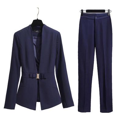 Ensemble de costume professionnel pour femmes