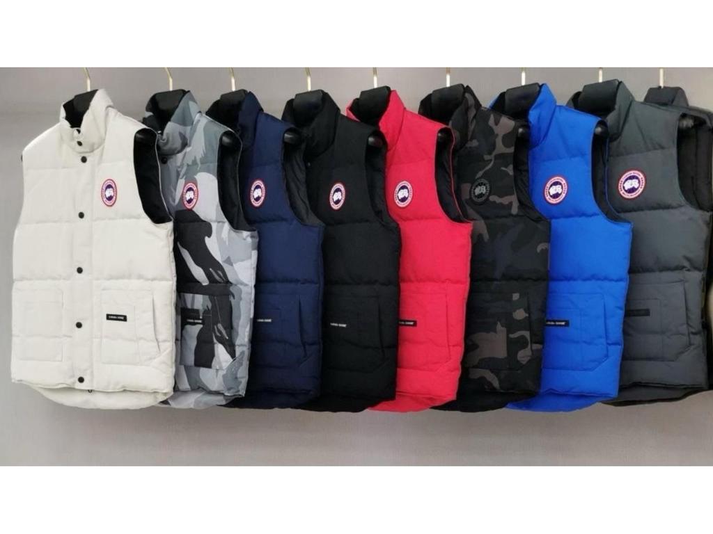 Goose Down Men's Lightweight Vest - Trendy, Warm, High-End Outerwear for Spring, Autumn, Winter.