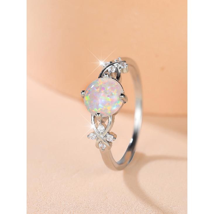 Vintage Pattern Opal Ring Round Opal Four-Prong Diamond-Set White Gold Women's Ring