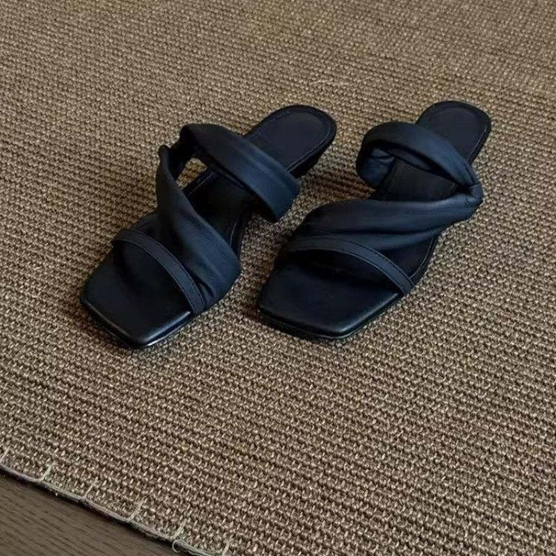 High-end Square Head Kinked Sandals, Summer Wear Low-heeled Soft-bottomed Pleated Design Lazy Slippers