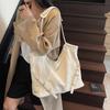 Shoulder Bag, Large-capacity Commuter Bag, High-end New Messenger Underarm Bag, European and American Retro Tote Bag.
