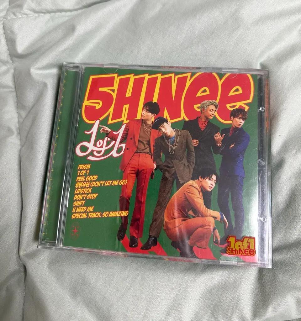 SHINee 1 of 1 One One One One One One Album CD, Cassette Set Used
