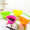 2 Stück Clip-Typ-Dippschale aus lebensmittelechtem Kunststoff, halbkreisförmig, für Salatdressing, Würze, Würze, Müll, Sauce, Schüssel, Behälter, Halter, Box, Küchenzubehör