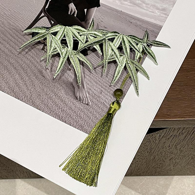 1Pc National Style Bamboo Leaf Tassel Hair Clip Womens Curly Hair Side Clip Hair Accessory