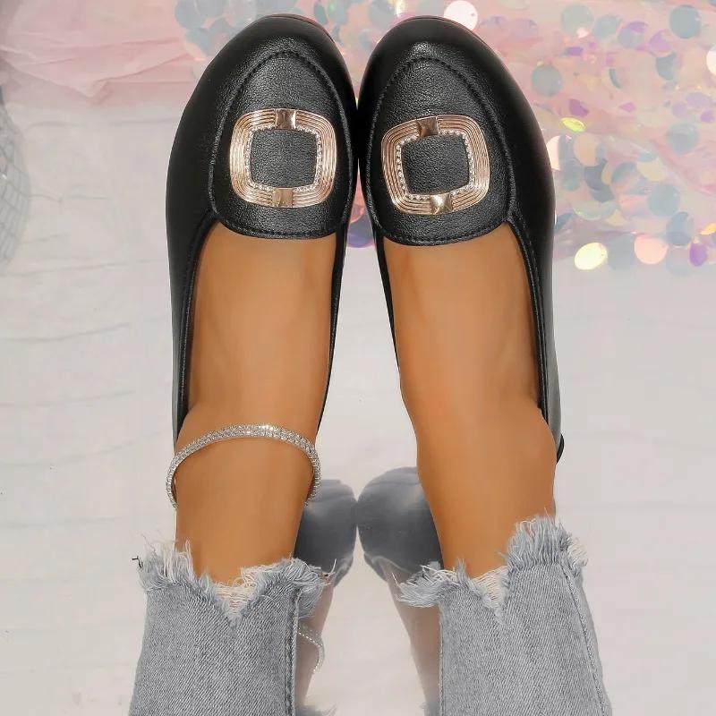 Fashion Autumn New Flat Shoes Women's Fashion Round Head Shallow Mouth Metal Buckle Soft Sole Anti-slip Wear-resistant Low-top Shoes
