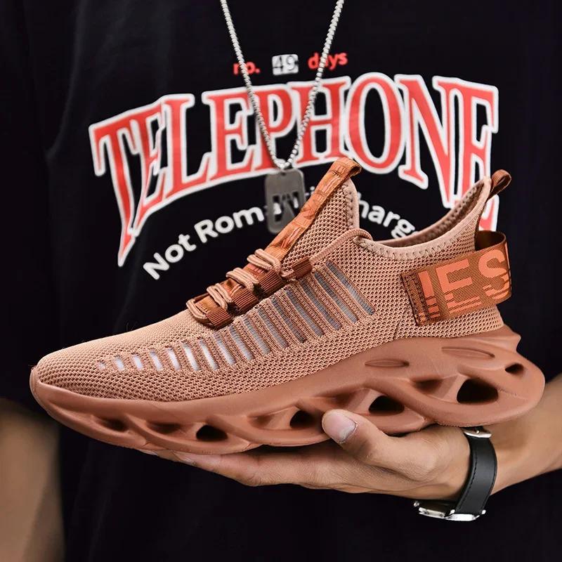 Latest Men's Running Shoes Low Cut Breathable Mesh Fashionable Running Shoes Shock Absorbing Comfortable Trendy Casual Sneakers