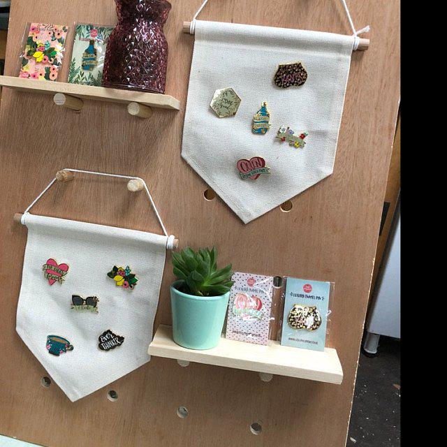 Display-Wimpel-Banner, Emaille-Anstecknadel, schlichte, leere Leinwand, Wimpel-Banner-Flagge