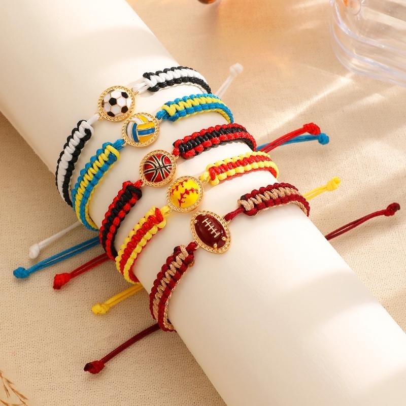 Handgefertigtes Sportarmband mit Motiven aus Fußball, Volleyball und Soccer für Fans und als Geschenk zu besonderen Anlässen