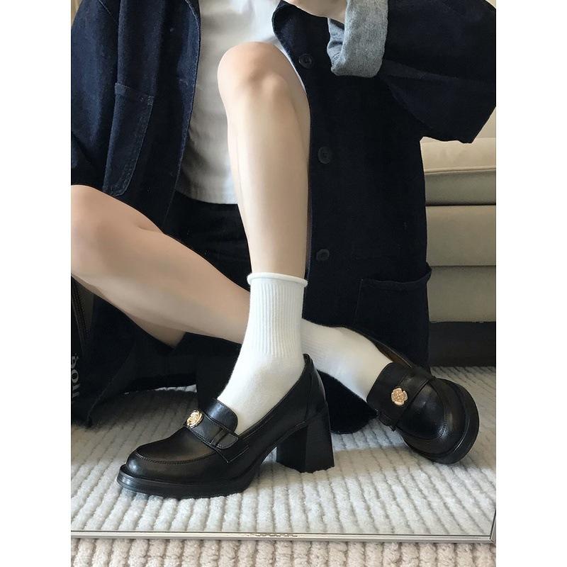 High sense! French loafers 2025 camellia black thick heel high heel single shoes British style small leather shoes