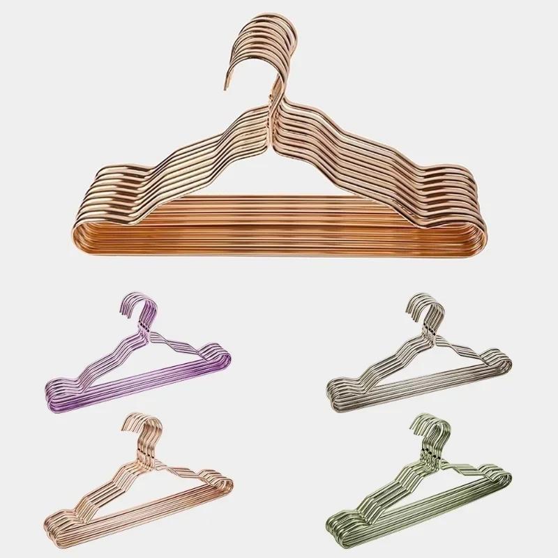 5 Adet Alüminyum Alaşımlı Giysi Askısı Üst Düzey Dikişsiz Metal Kaymaz Giysi Askısı Ev Tipi Genişletilmiş Kurutma Giysi Askısı