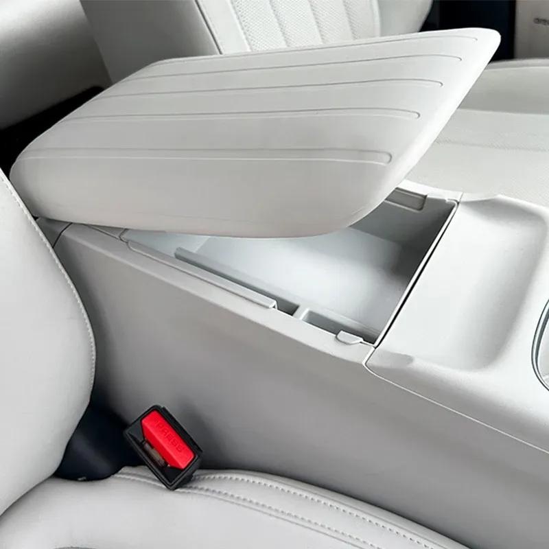 Center Console Armrest Box Silicone Cover, Original Car Color Protective Pad For Geely Xingyuan EX2 eMas 5 2024-2026 Accessories