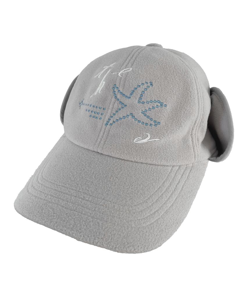 THE COLDEST MOMENT Tcm Starfish Earflap Cap (Light Gray)