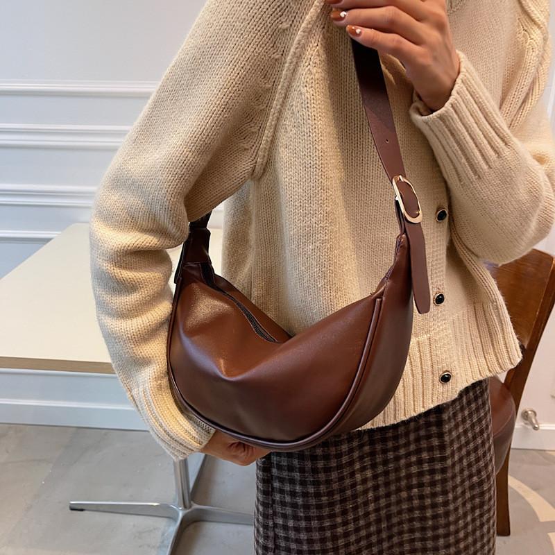 Elegant Pu Dumpling Shape Handbag For Women 2021 Fall Season Fashionable