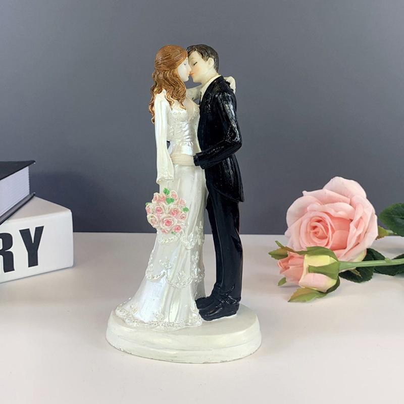 Topper Elegant Tort Nuntă Mire & Mireasă - Decorațiune pentru Aniversare, Petrecere Burlăcițe, Petrecere de Logodnă