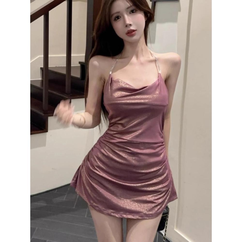 Internet celebrity live streaming host swinging collar low cut halter suspender pull pleated hip wrap dress short skirt children