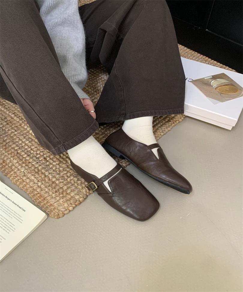 2025 spring new British style handmade buckle matte leather shallow mouth flat heel square head single shoes small leather shoes