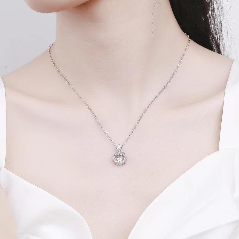 Beating heart smart necklace female niche design high-end round zircon pendant jewelry