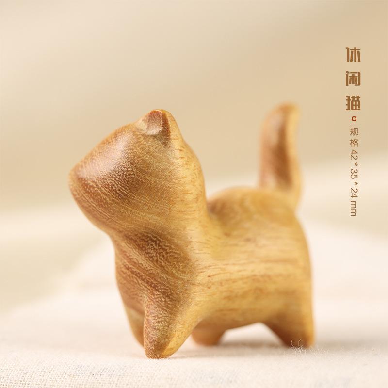 Sandalwood Cute Japanese Cat Desktop Ornament