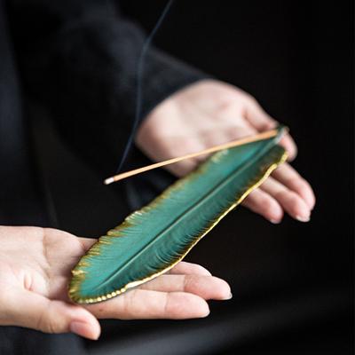 Keramik-Räucherstäbchenhalter, goldener Rand, Feder, chinesischer Stil, Vintage, eleganter Räuchergefäß, Aschefänger, Heimdekoration, Festival-Geschenk