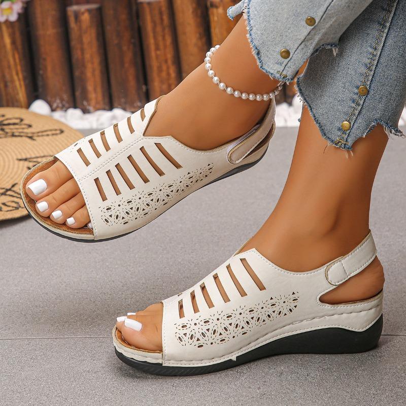 Large Size Women's Fish-mouth Style Sandals with Open Design - Beach Casual Shoes In New Style