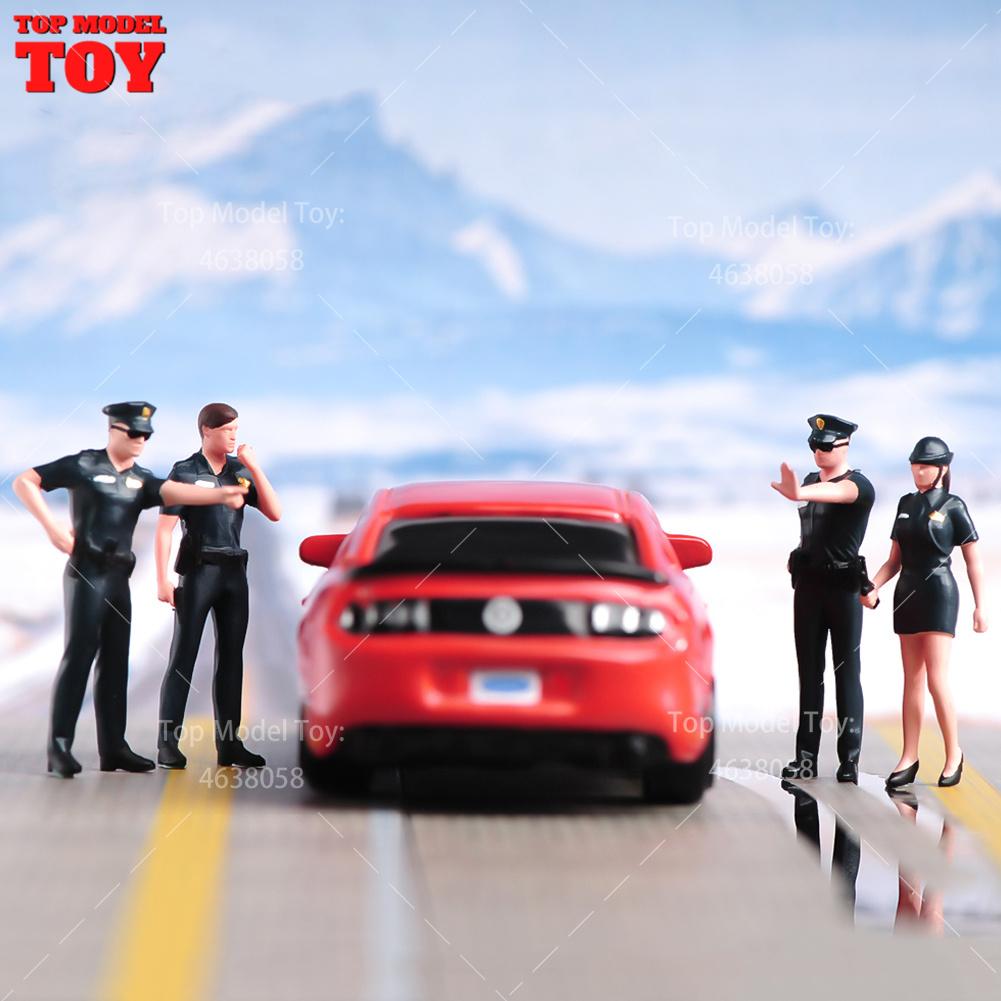 Painted Miniatures 1/64 Scale Beauty Handsome Boy Policeman Girls Male Female Scene Figure Model For Car Vehicles Decorate