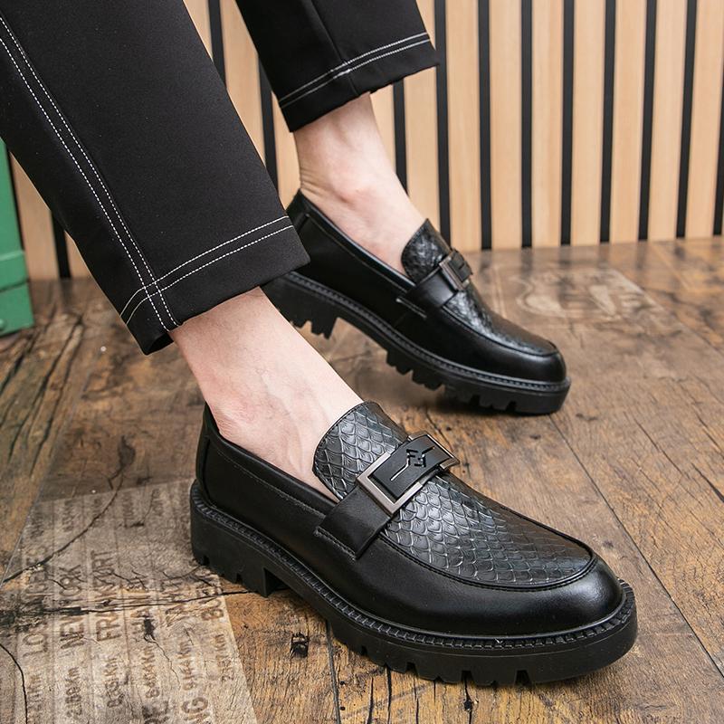 Men's Summer Casual Leather Shoes English Style Laid Back Comfortable Business Casual Driving Shoes Newly Wed Groom Shoes