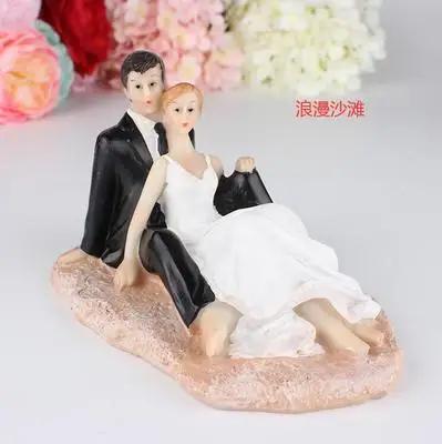 Funny Wedding Cake Toppers Dolls Romantic Bride And Groom Figurines Stand Topper Decoration Supplies Marry Resin Figurine
