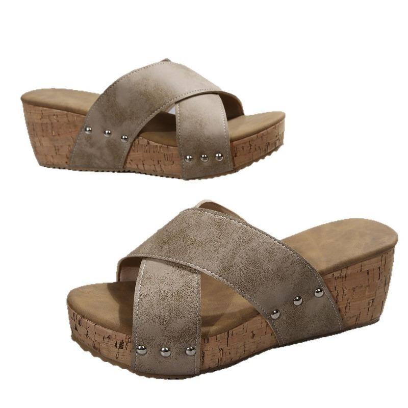 Damen Sandalen mit gekreuzten Riemen, Plateau, offenem Zeh, klobige Sommerschuhe