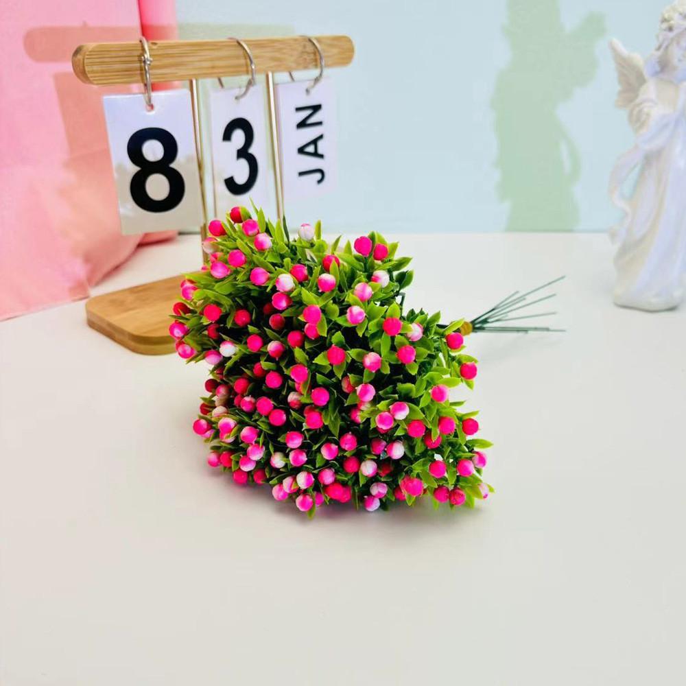 Plastic Flower Particle Artificial Bouquet For Setting Up Scenes Shooting