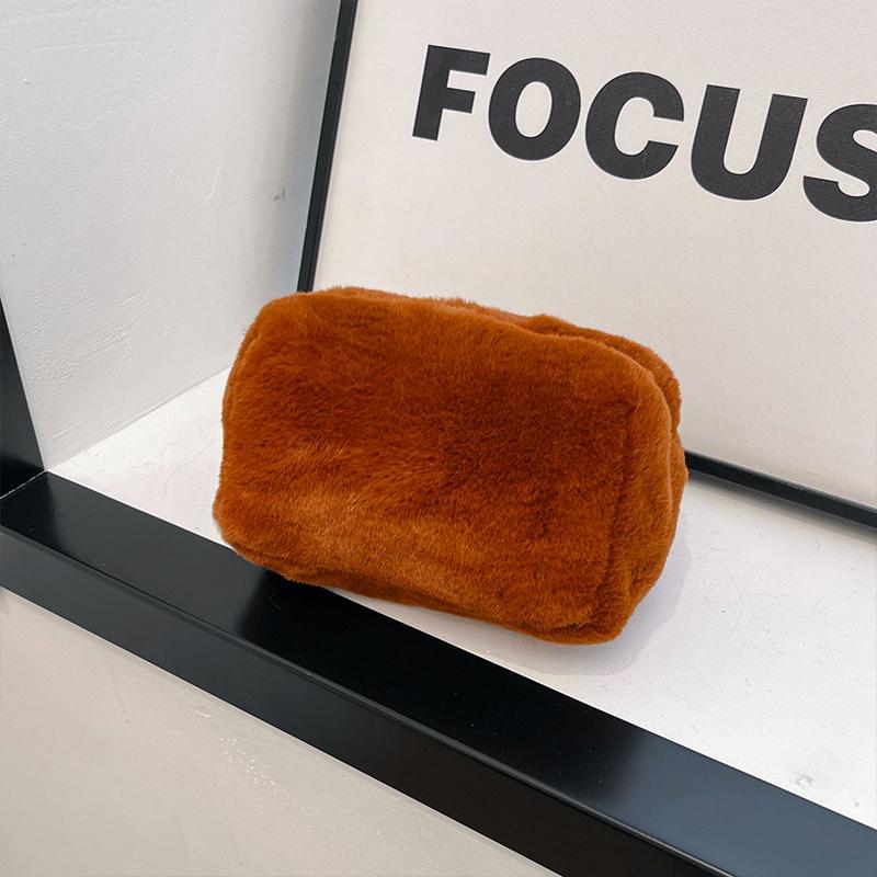 Однотонный плюшевый пенал-сумка конфетных цветов, портативная, милая и мягкая косметичка