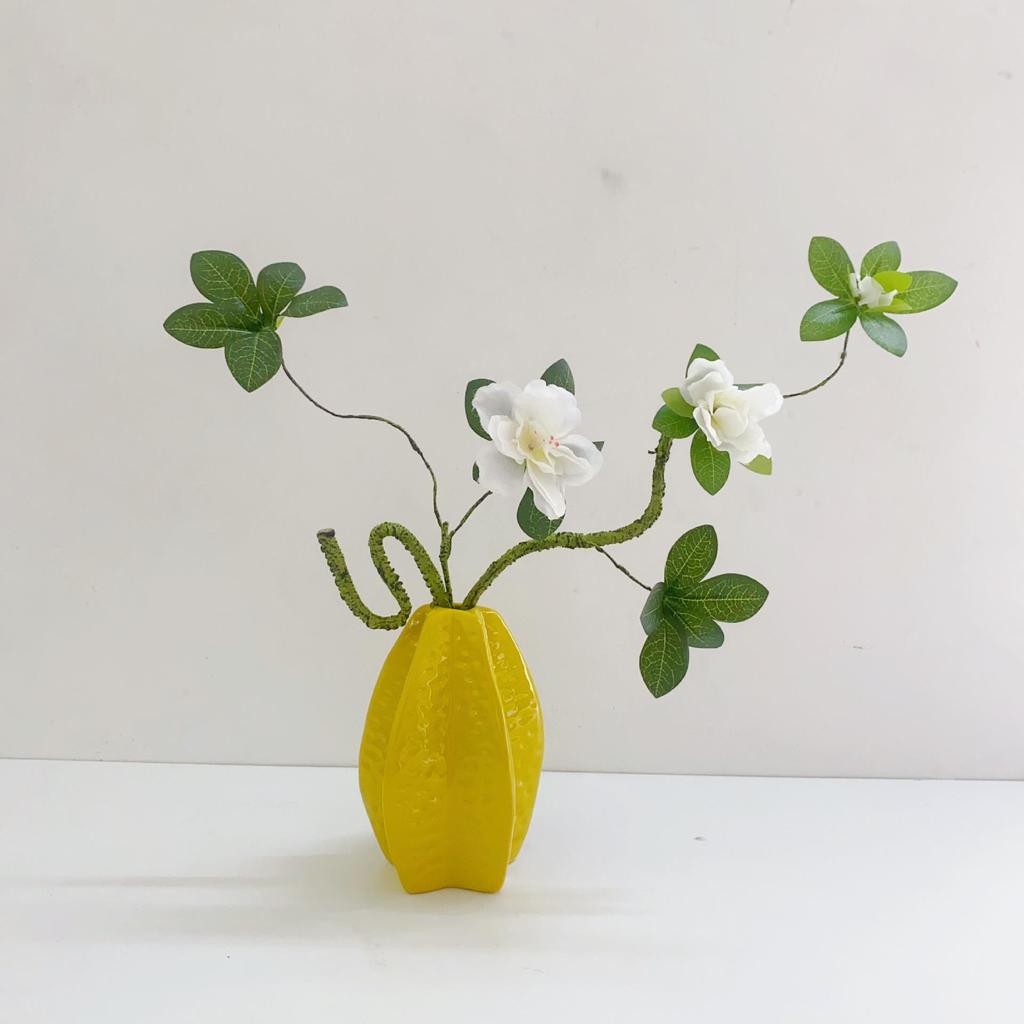 Nordic Style Lemon Ceramic Vase for Hydroponic Flowers - Decorative Ornament for Home or Desktop