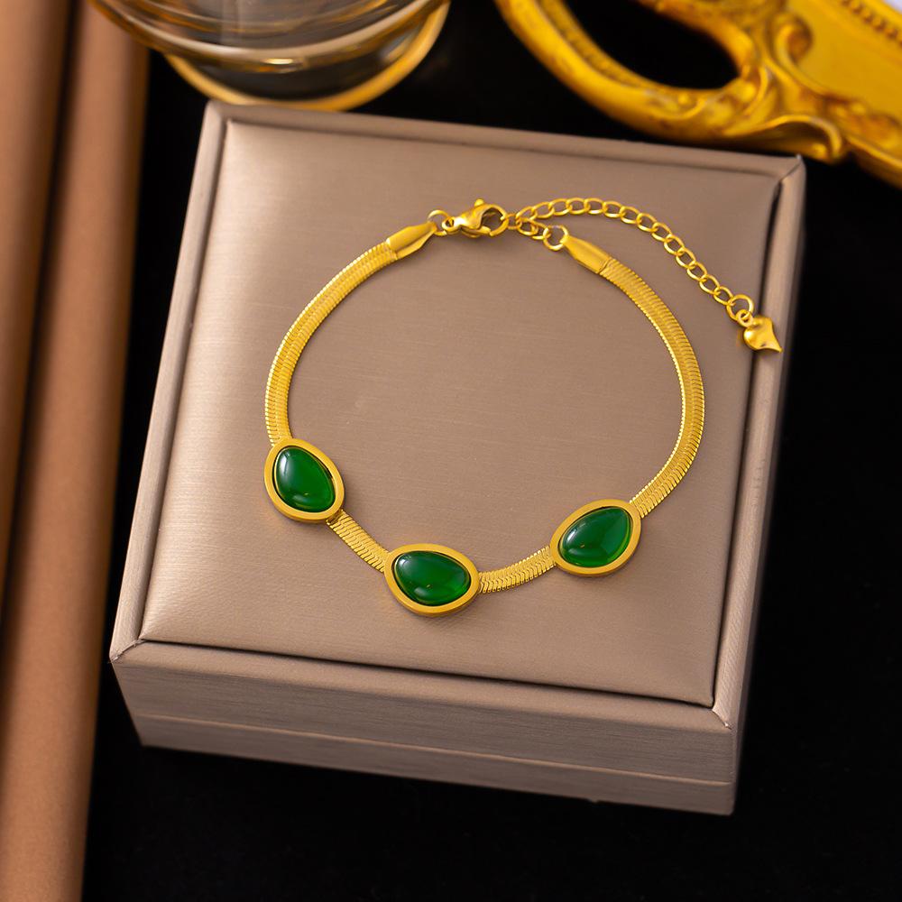 18K Gold Plated 316L Fashionable Titanium Steel Bracelets Waterproof Heart Roman Numerals Queen's Chain Link Bangles