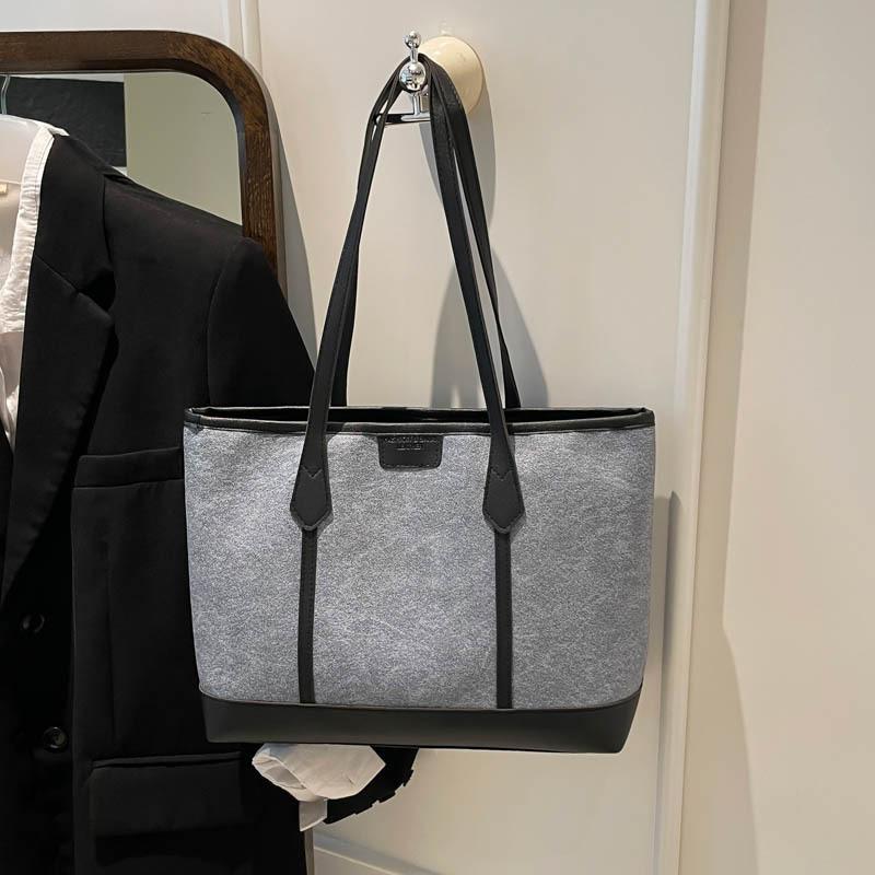 Large Capacity Bag Women's 2025 New Casual Retro Shoulder Bag Fashionable Foreign Style Class Commuter Bag Tote Bag