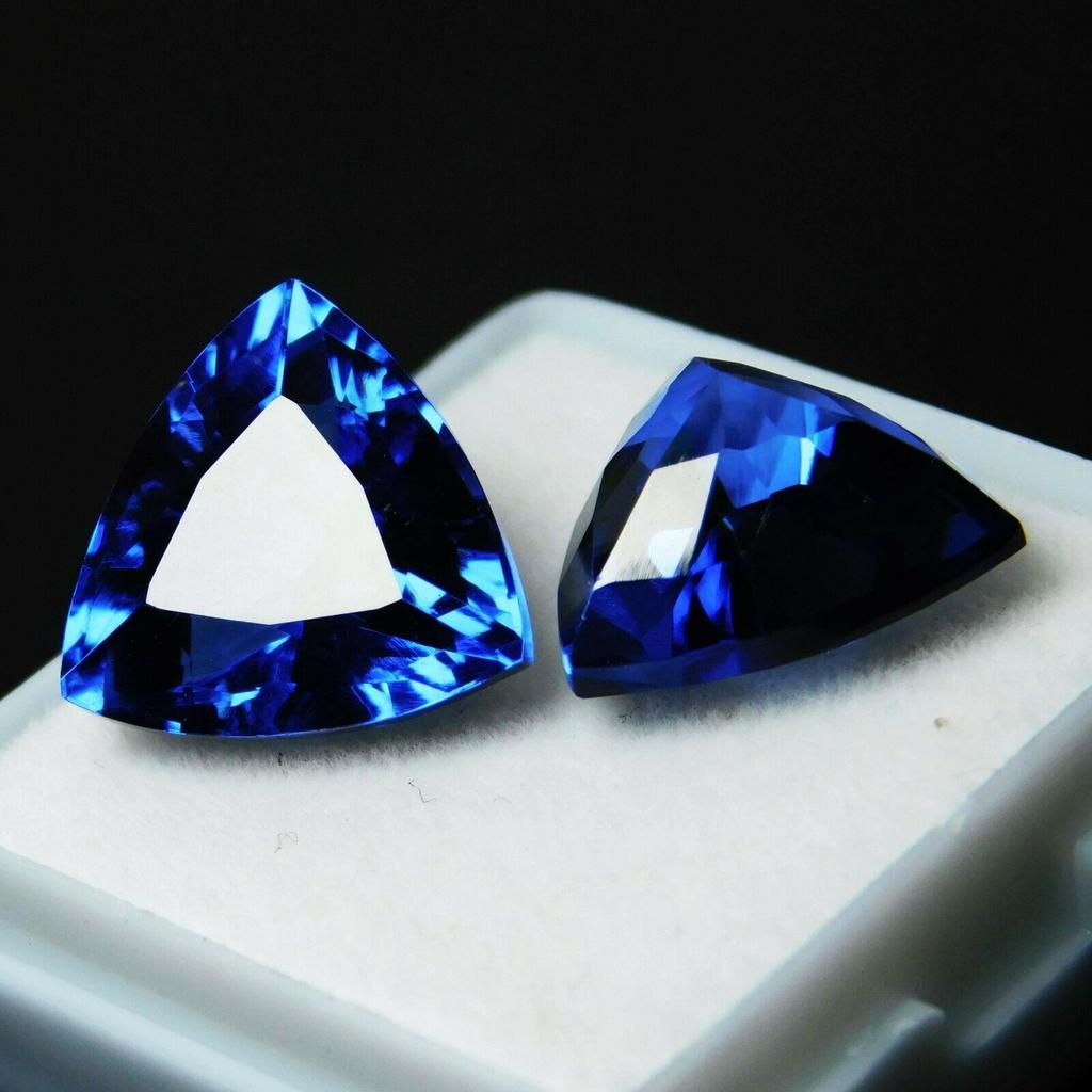 Natural Blue Tanzanite Loose Gemstone Trillion Shape 16 Ct for Jewelry Making and Gem Collections