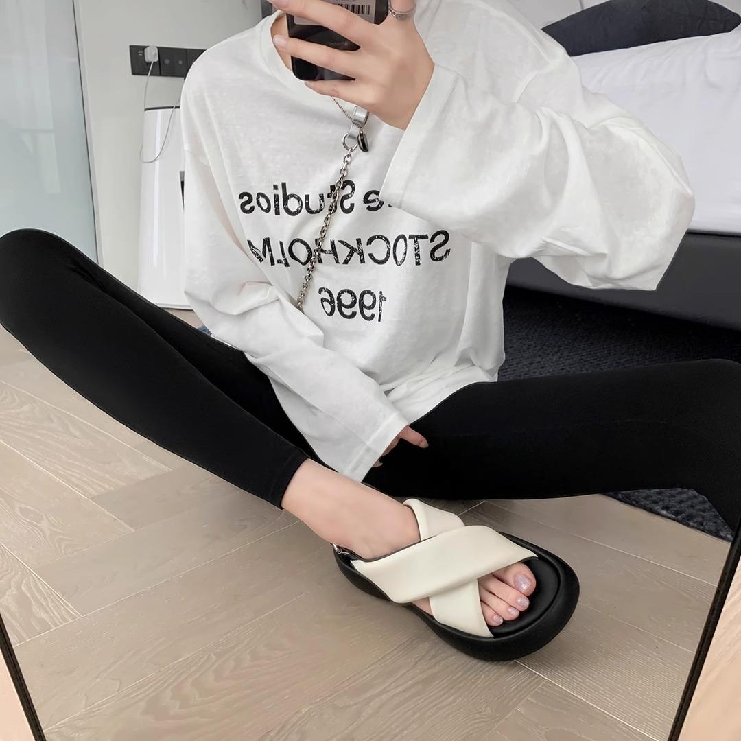 

Flip-flops children wear grape mother Huizhou women s shoes in summer 2025 spring and summer platform casual shoes simple 40 белый