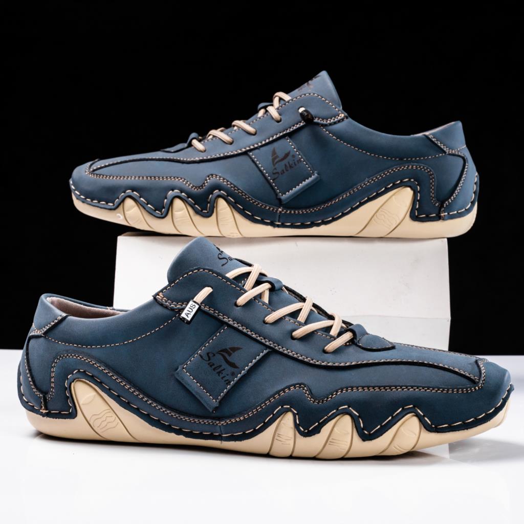New 2025 Fashion Handmade Leather Casual Men Shoes Design Fall Sneakers Man Loafers Breathable Soft Flat Shoes Driving Shoes